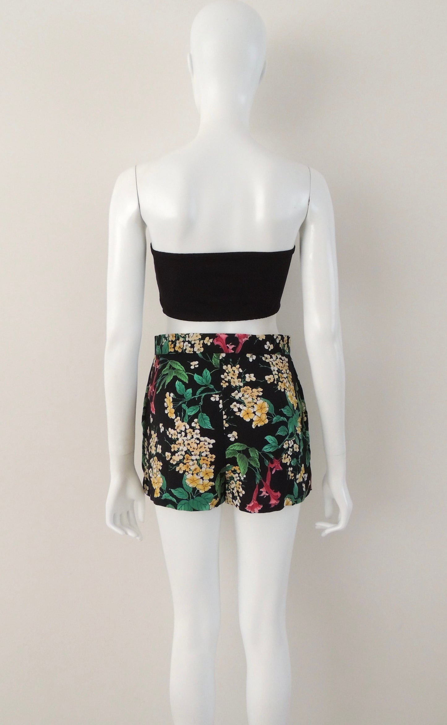 Short Zara (talla M)