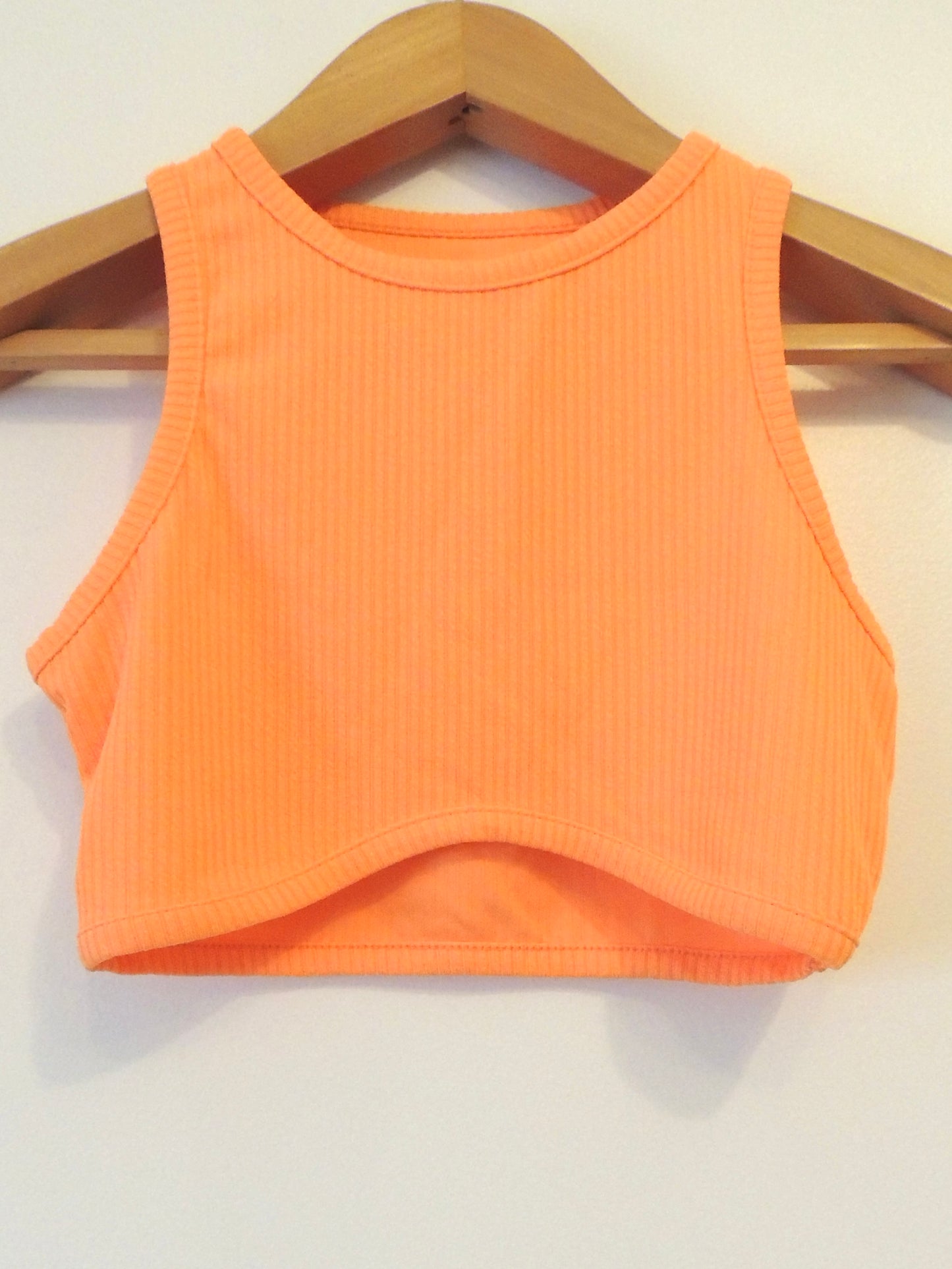 Top sin marca (sin talla, sin uso)