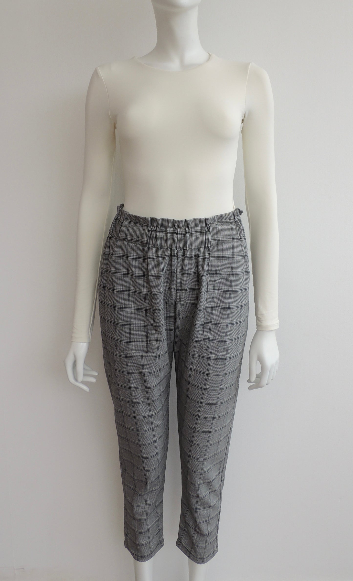 Pantalón Roommate (talla S)