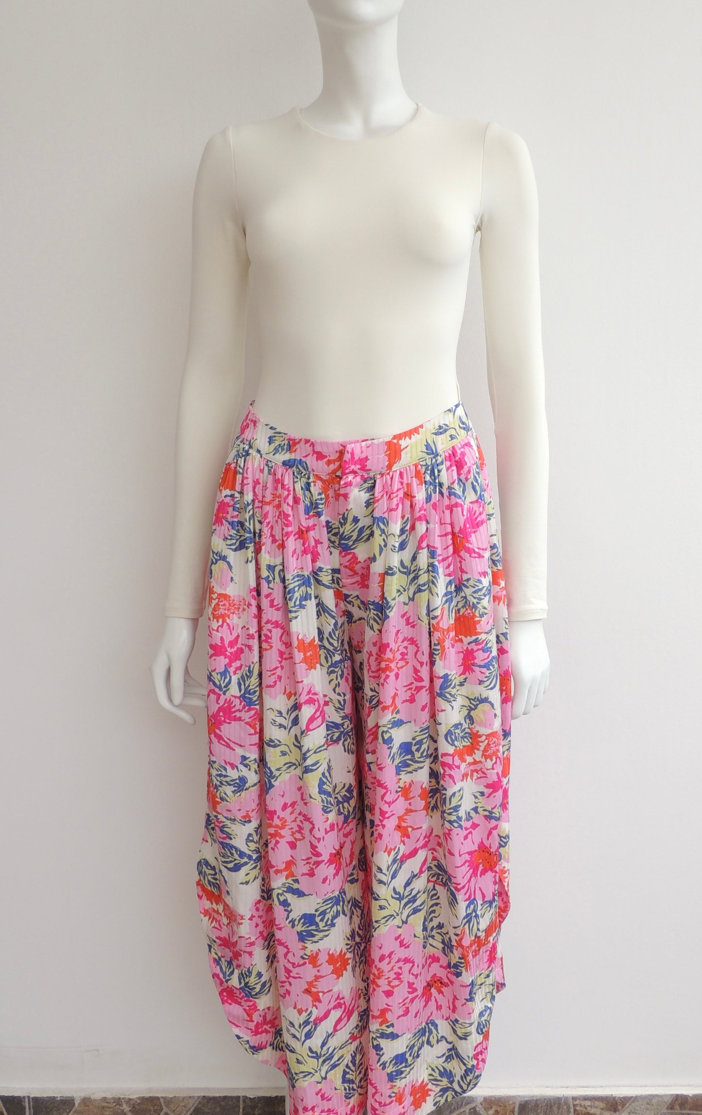 Pantalón Forever 21 (talla S)