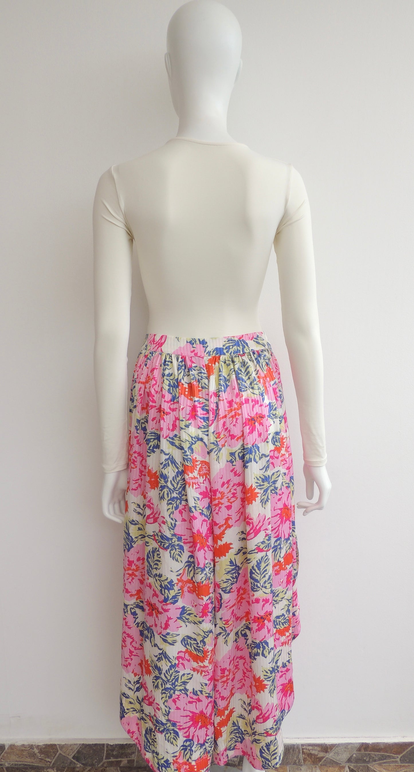 Pantalón Forever 21 (talla S)