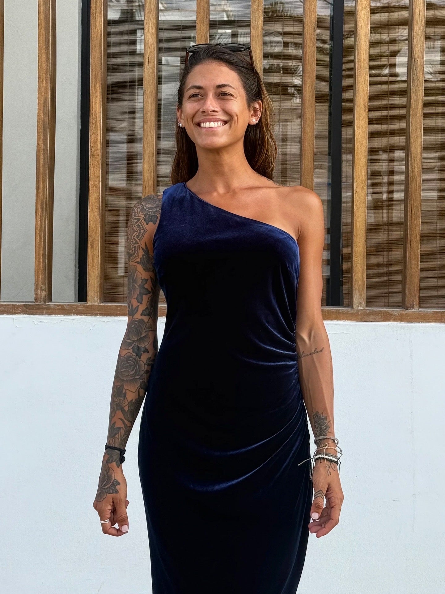 Vestido Vince Camuto (talla USA 6, como un M)