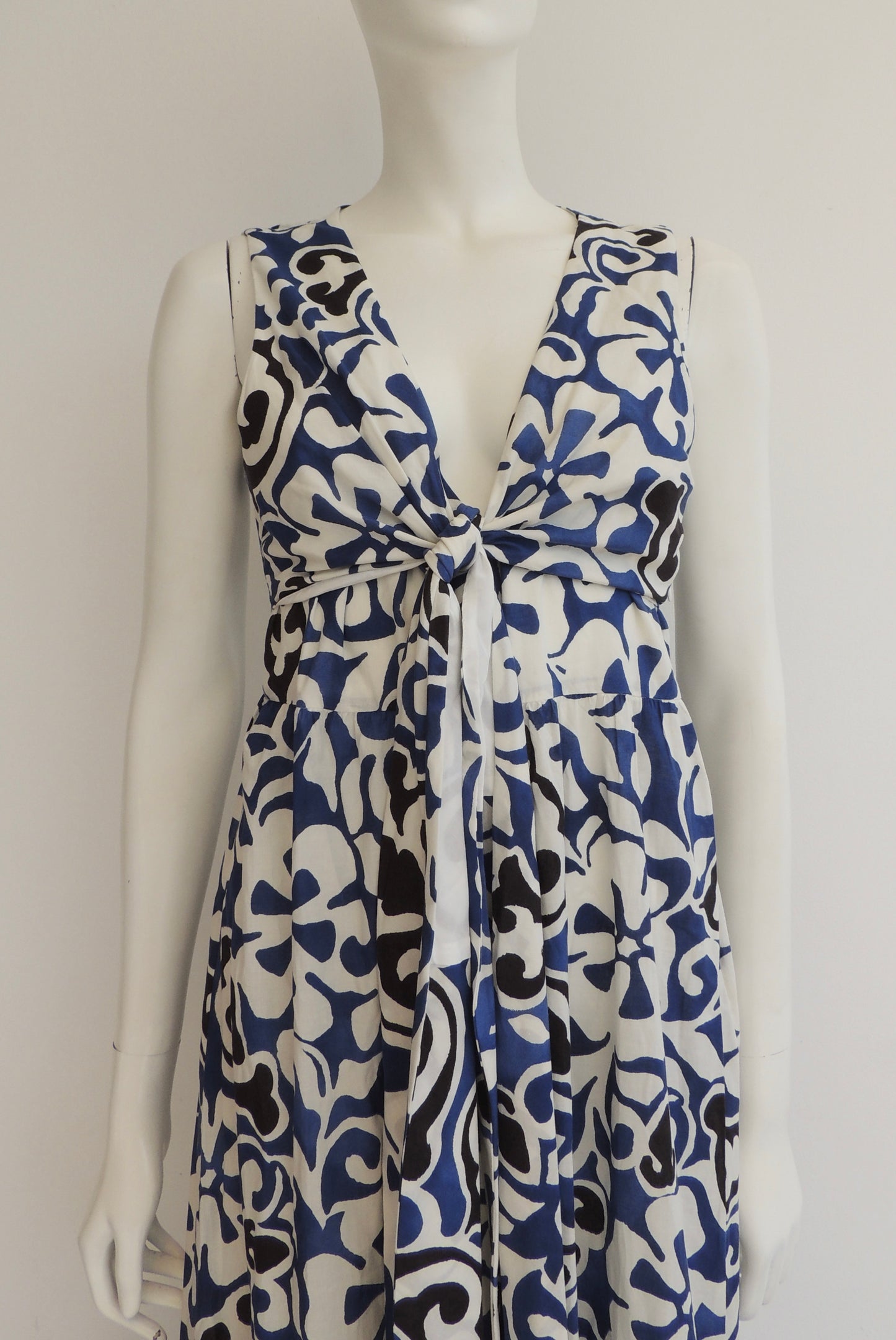 Vestido Zara (talla M, con etiqueta)