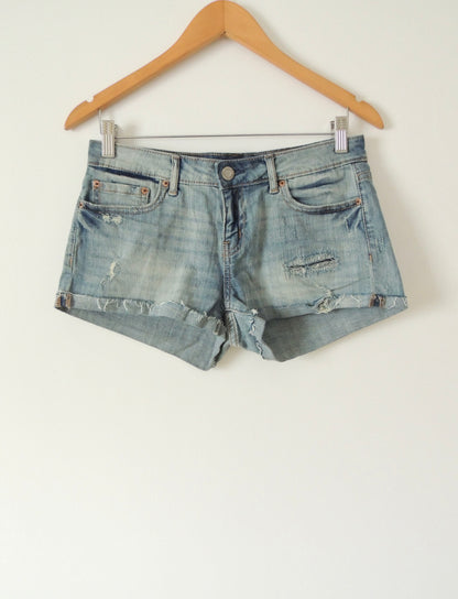 Short Aeropostale (talla 6)