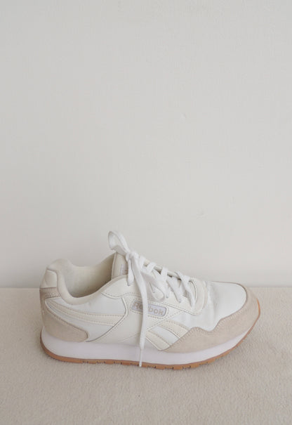 Zapatillas Reebok (talla EUR 39 = USA 8.5)