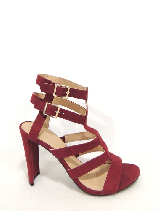 Sandalias Charlotte Russe (talla 9, sin uso)