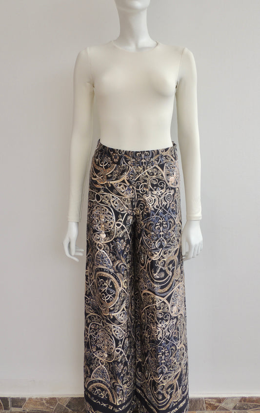Pantalón H&M (talla EUR 36 = USA 4)