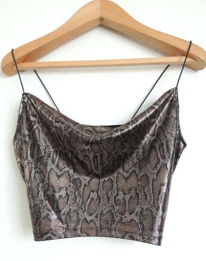 Top Divided (talla S, sin uso)