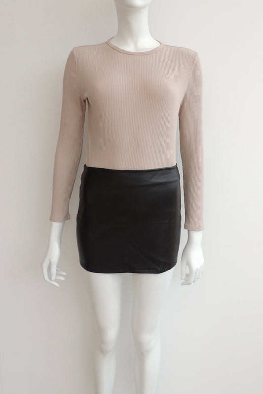 Falda sin marca (sin talla, como un S)