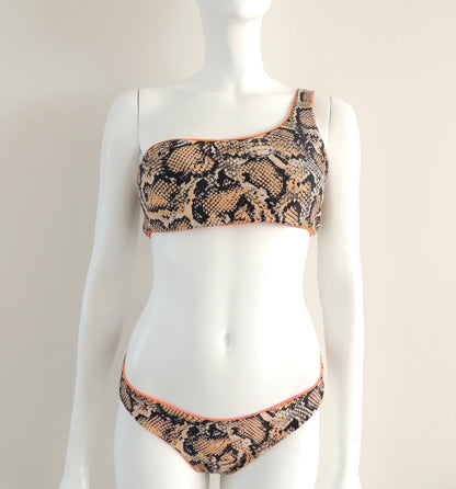 Bikini sin marca (sin talla, como un M grande)