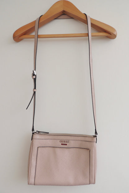 Cartera Guess