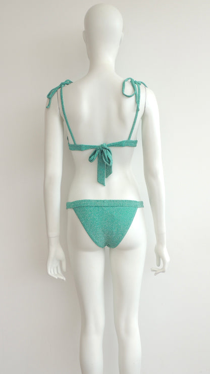 Conjunto Bikini All Basics (talla M, con etiqueta)