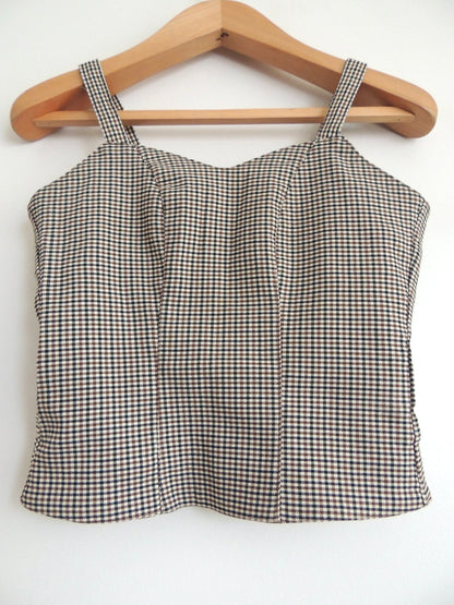 Top sin marca (sin talla, como un M, sin uso)