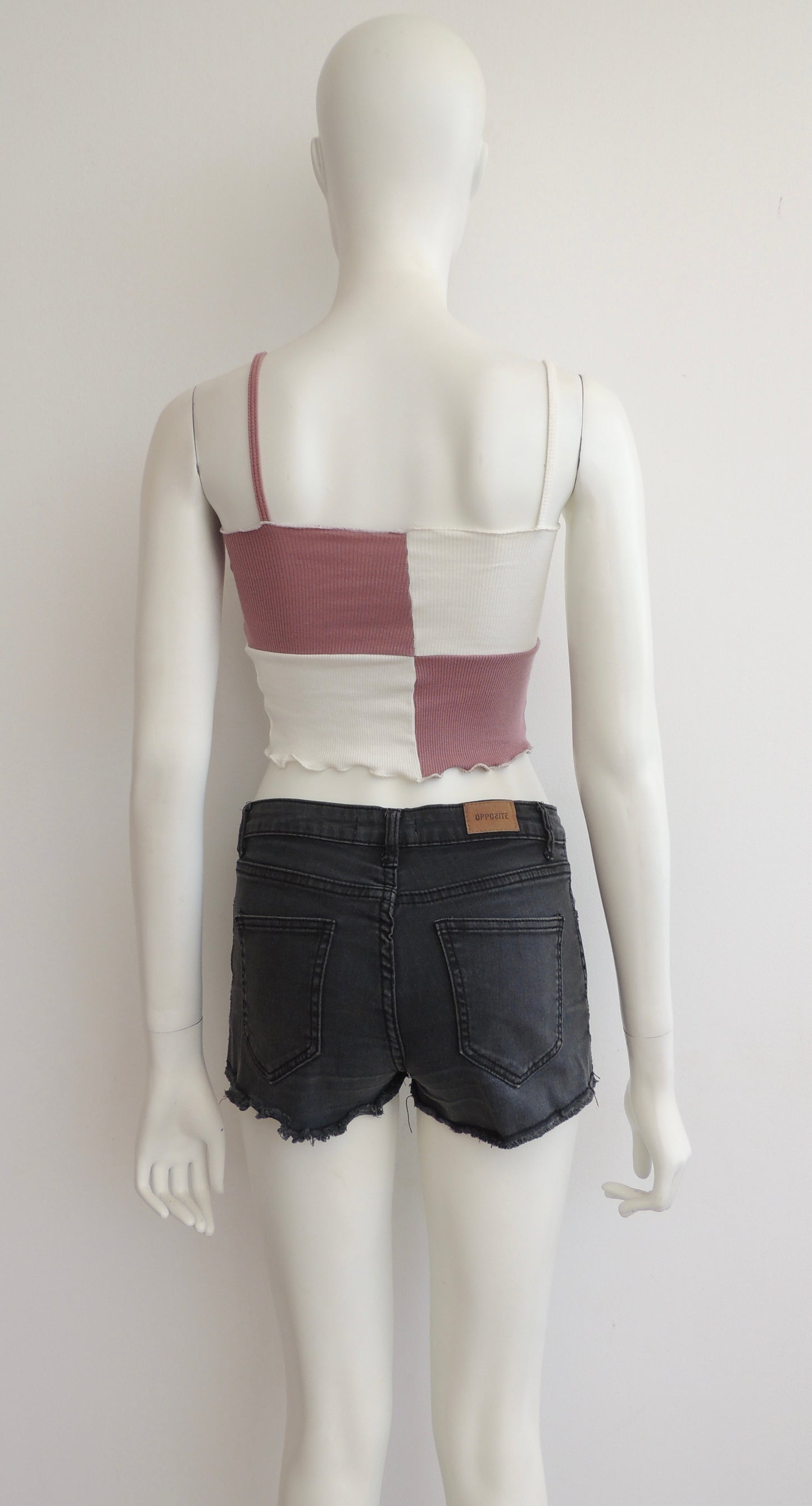 Top sin marca (sin talla, como S)
