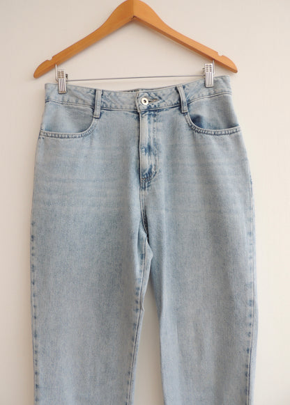 Jean Leonisa (talla EUR 40)