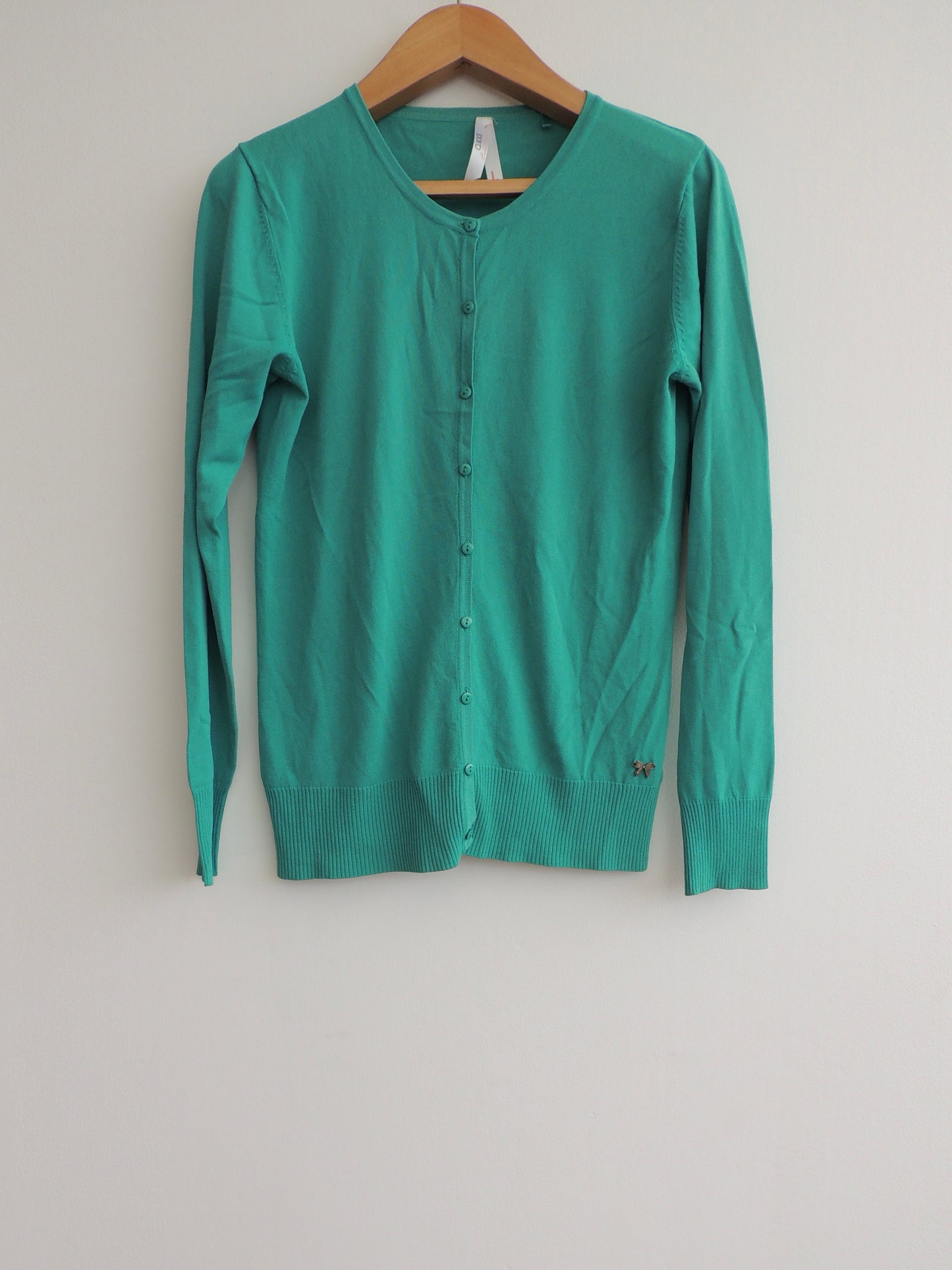 Chompa Axxs (talla L)