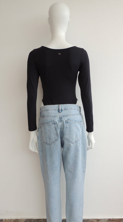 Jean Leonisa (talla EUR 40)