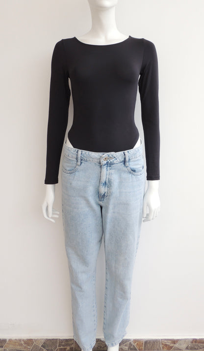 Jean Leonisa (talla EUR 40)
