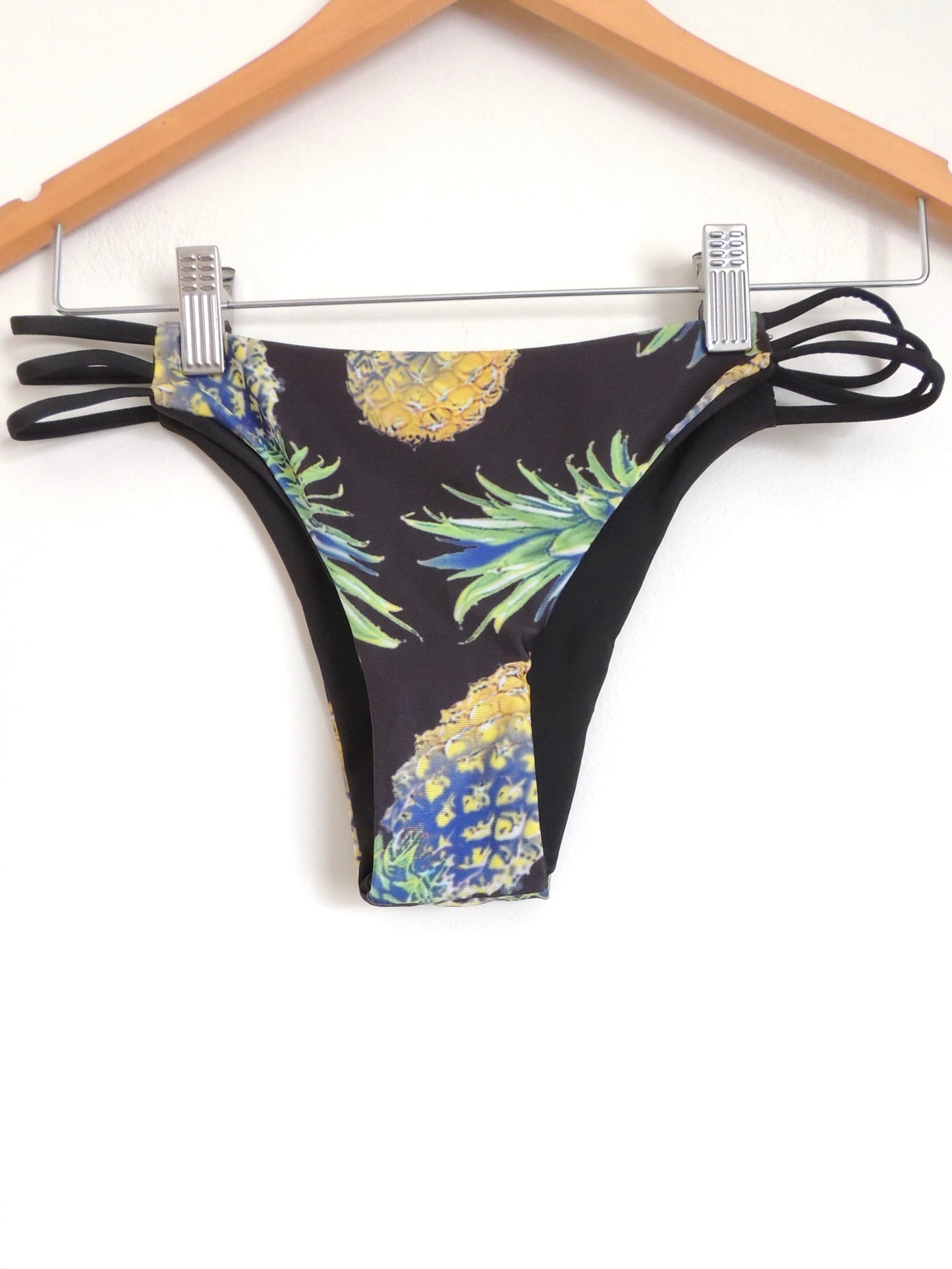 Calzón Bikini sin marca (talla S)