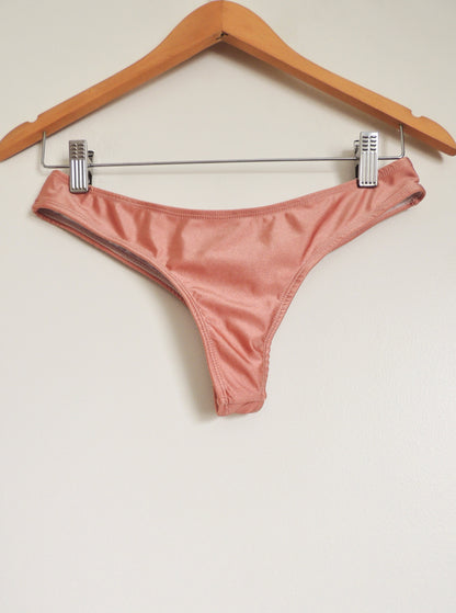 Conjunto Bikini sin marca (sin talla, como un M)