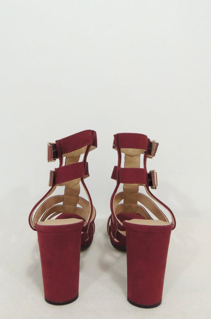 Sandalias Charlotte Russe (talla 9, sin uso)