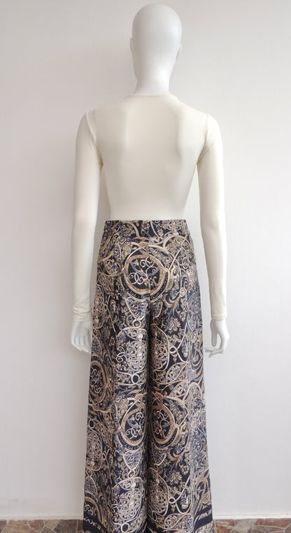 Pantalón H&M (talla EUR 36 = USA 4)